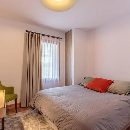 Apartment Appart De Luxe Pour 8 Pers Avec Terrasse, Piscine Et Spa, Pres Des Pistes Et Des Commerces - Fr-1-638-21 La Plagne